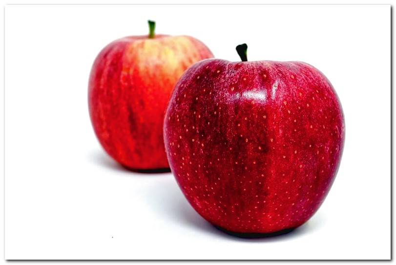 Red apples